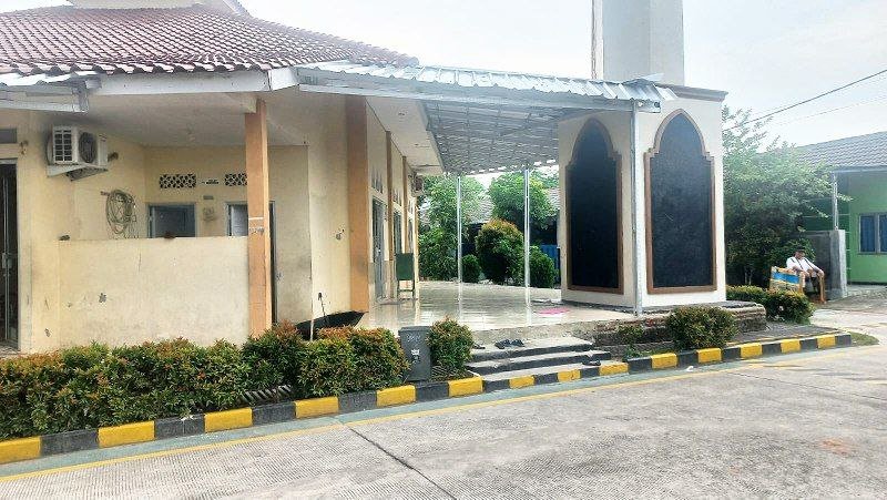 Gambar. Perawatan Masjid Jami' Suud Usyayuwi Cisoka Tangerang - www.wakafalhudabogor.com